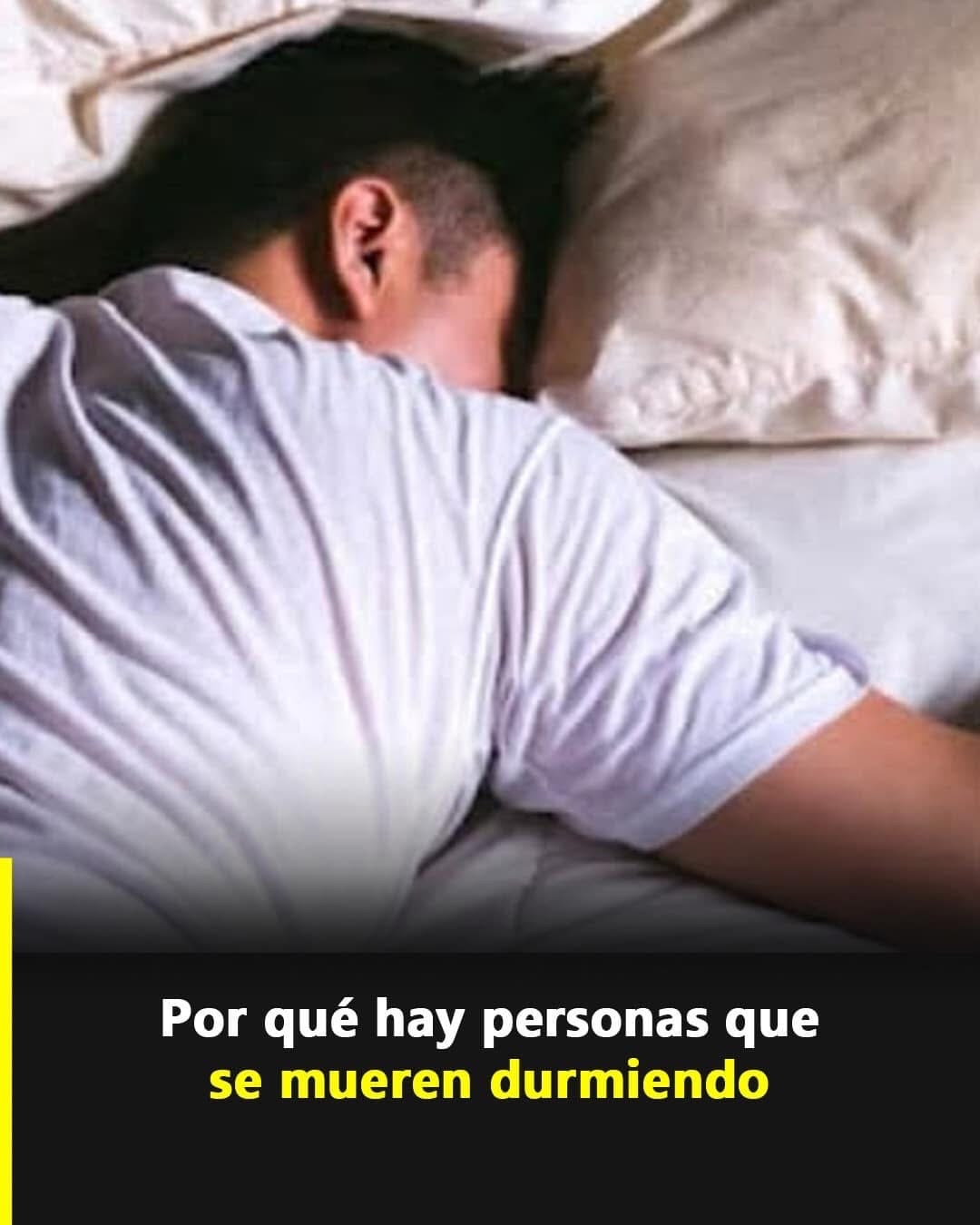 Persona durmiendo boca abajo
