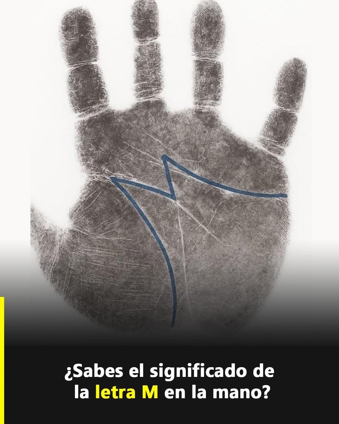 Imagen de la letra M en la mano